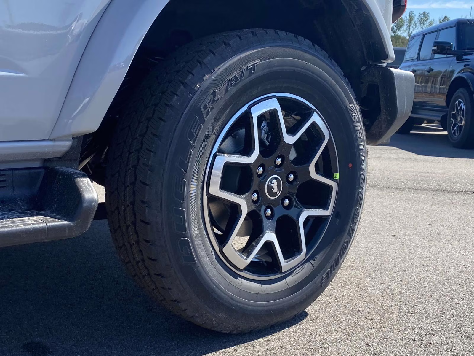 2026 Avalanche Ford Bronco Outer Banks 4X4 SUV