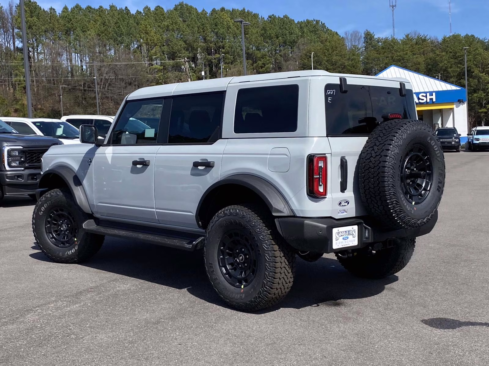 2026 Avalanche Ford Bronco Outer Banks 4X4 SUV