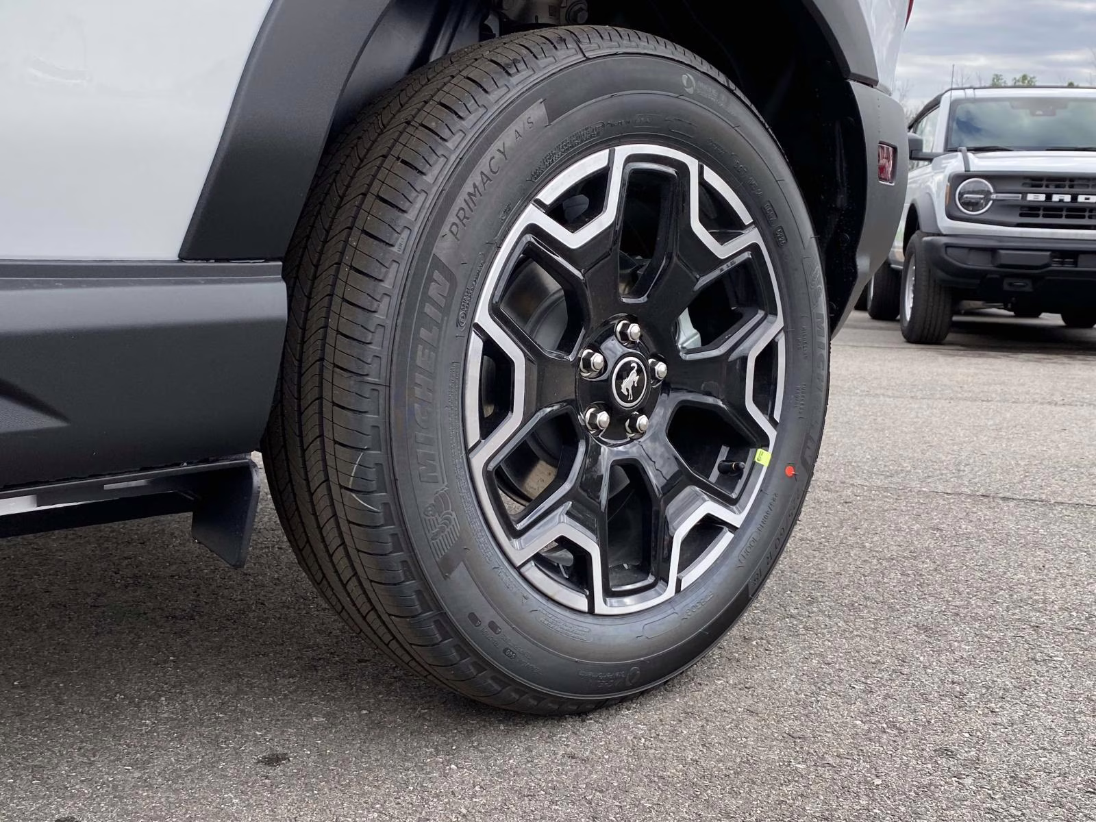 2026 Oxford White Ford Bronco Sport Outer Banks 4X4 SUV