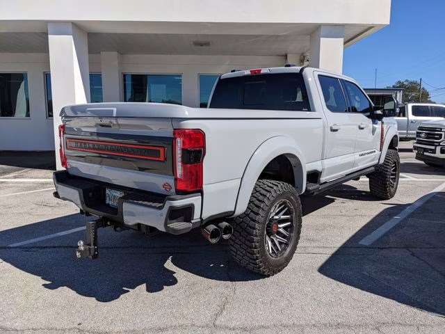 2026 Avalanche Ford Super Duty F-250 SRW Lariat 4X4 Truck