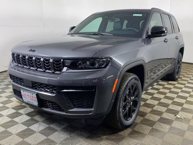 2026 Baltic Gray Metallic Clearcoat Jeep Grand Cherokee Altitude 4X4 SUV