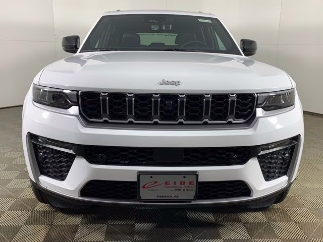2026 Bright White Clearcoat Jeep Grand Cherokee Limited 4X4 SUV