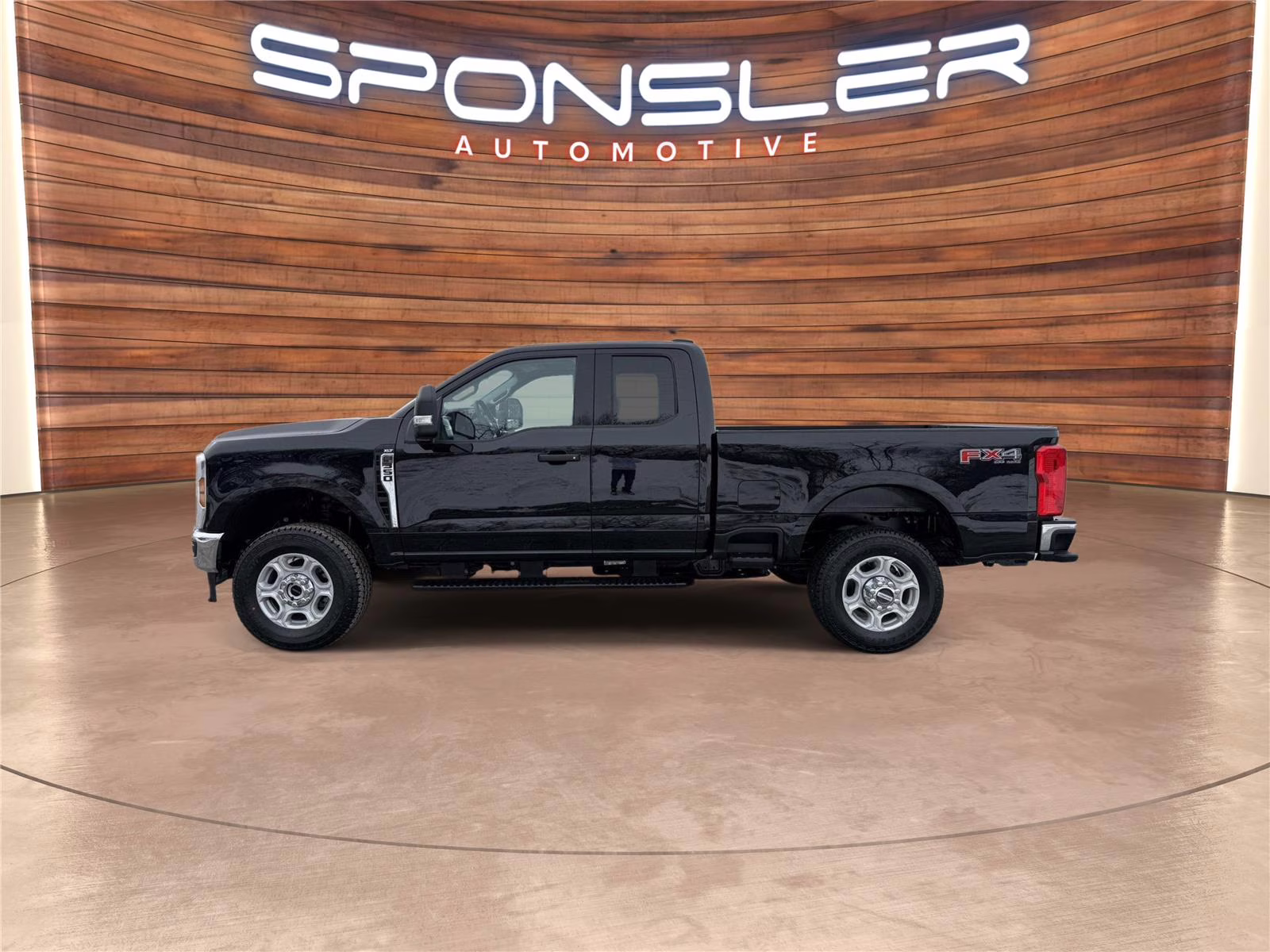 2026 Agate Black Metallic Ford Super Duty F-350 SRW XLT 4X4 Truck