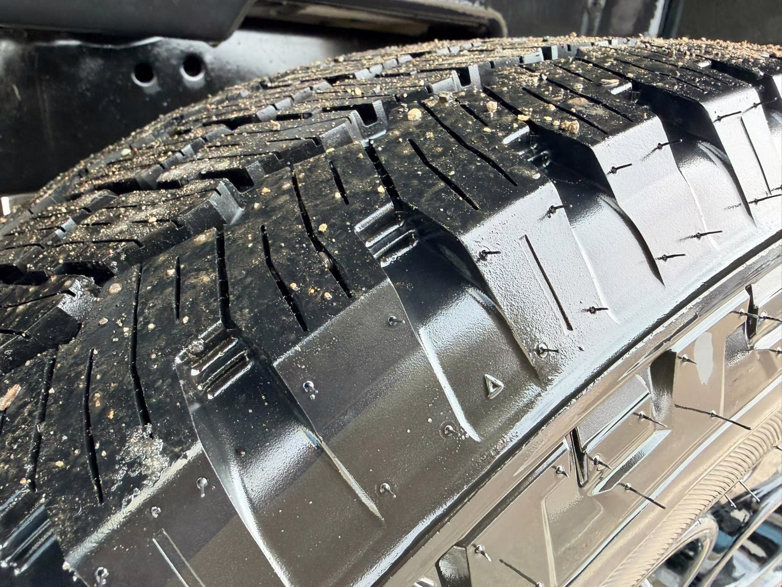 2026 Agate Black Ford Super Duty F-350 SRW Lariat 4X4 Truck