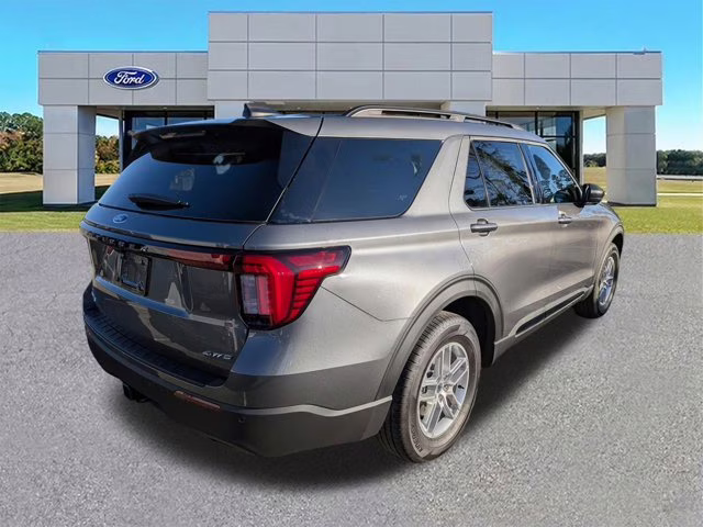 2026 Gray Metallic Ford Explorer Active 4X4 SUV