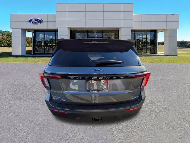 2026 Gray Metallic Ford Explorer Active 4X4 SUV