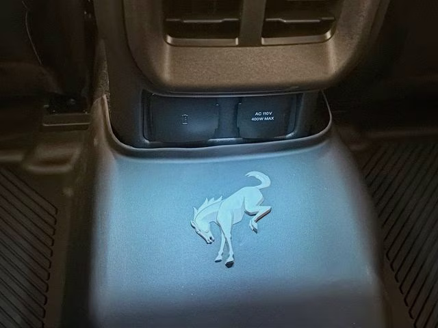 2026 Avalanche Gray Ford Bronco Outer Banks Bozard Built 4X4 SUV