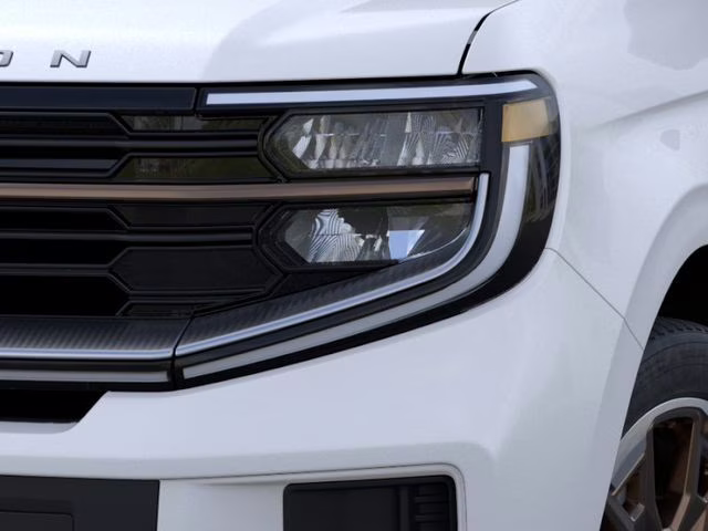 2026 Star White Metallic Tri-Coat Ford Expedition King Ranch 4X4 SUV