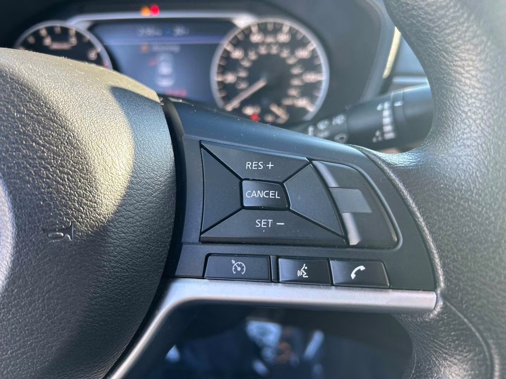 2024 Scarlet Ember Nissan Altima 2.5 SV FWD Sedan