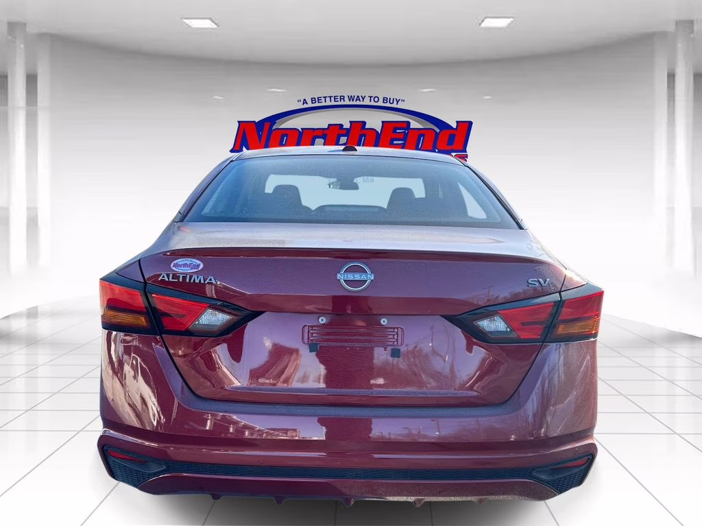 2024 Scarlet Ember Nissan Altima 2.5 SV FWD Sedan