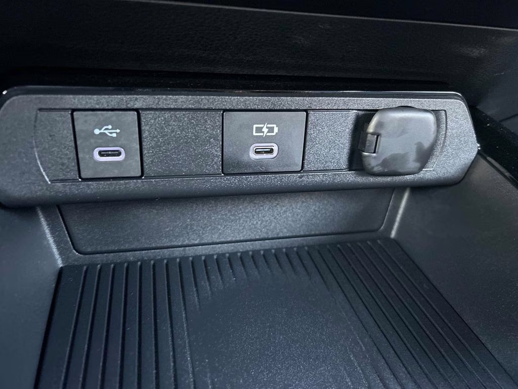 2025 Midnight Black Metallic Toyota Prius Plug-In Hybrid SE FWD Hatchback