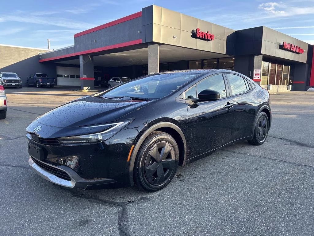 2025 Midnight Black Metallic Toyota Prius Plug-In Hybrid SE FWD Hatchback