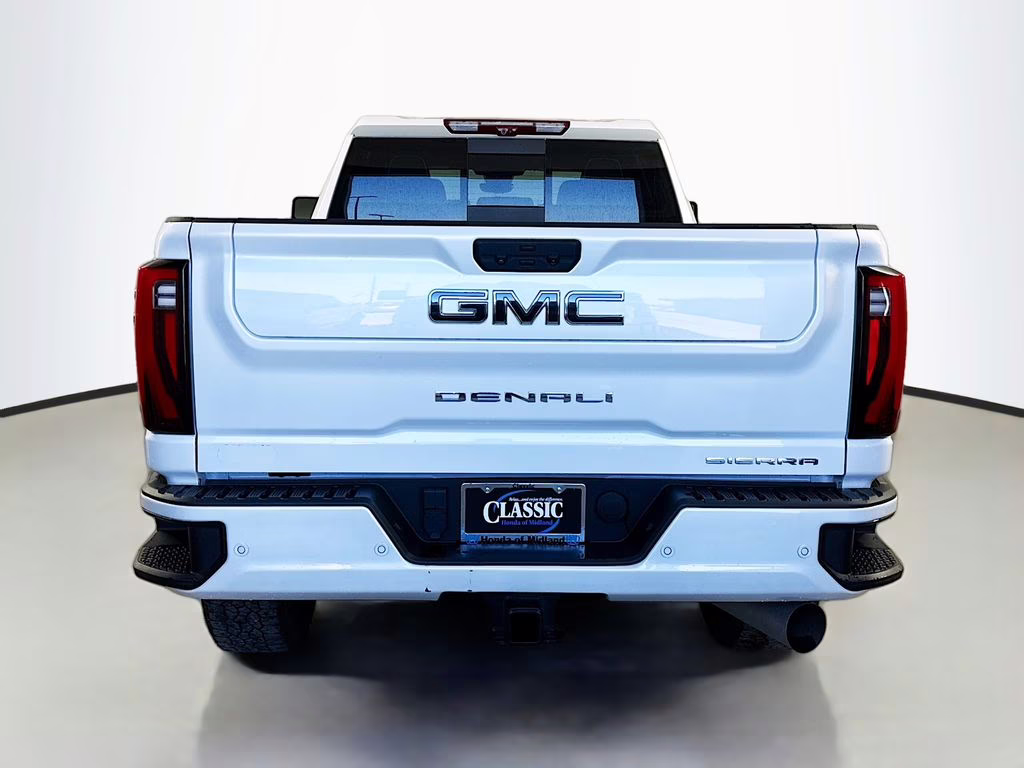 2024 White Frost Tricoat GMC Sierra 2500HD Denali Ultimate 4X4 Truck