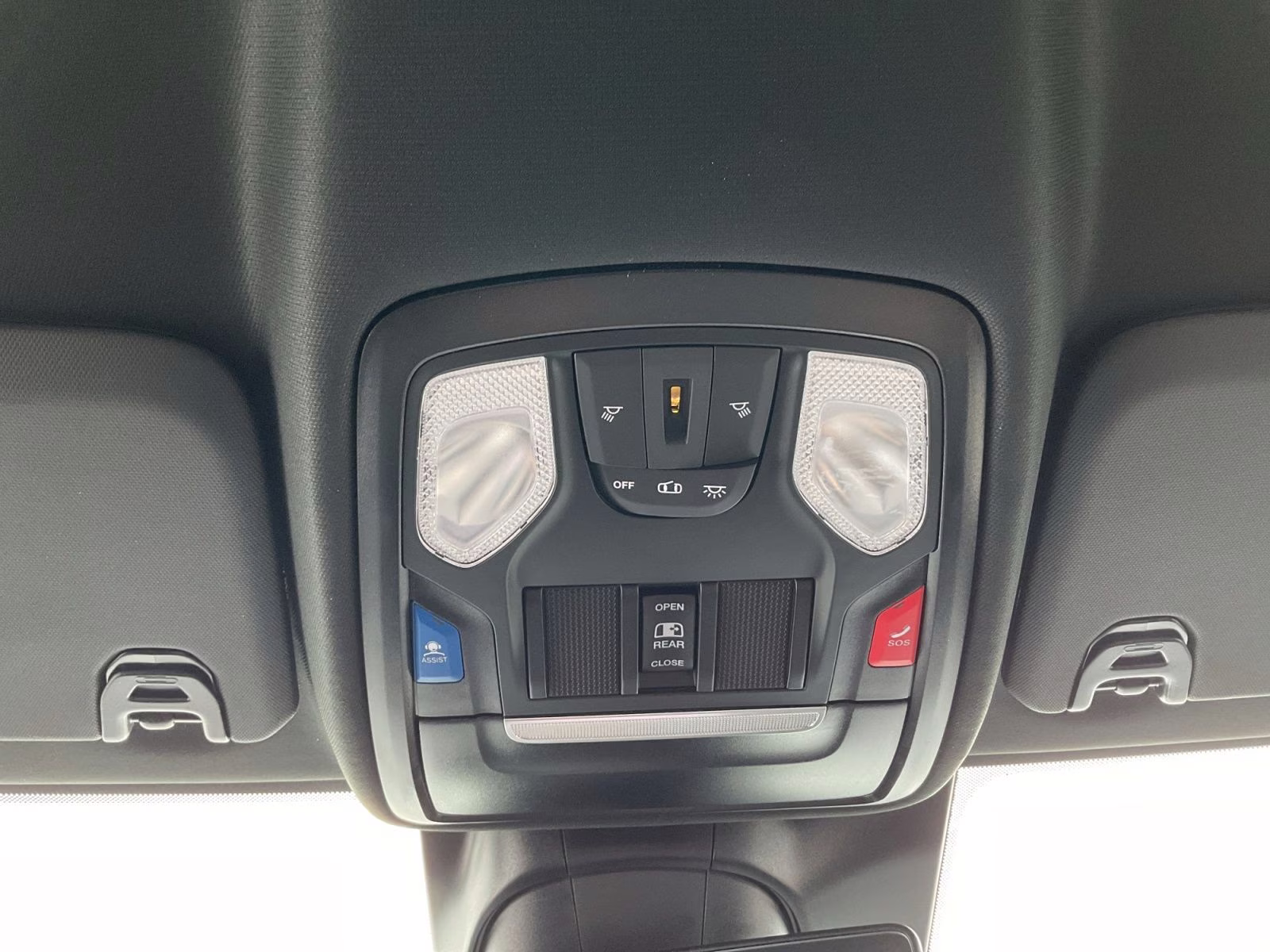 2026 Bright White Clearcoat Ram 2500 Tradesman 4X4 Truck