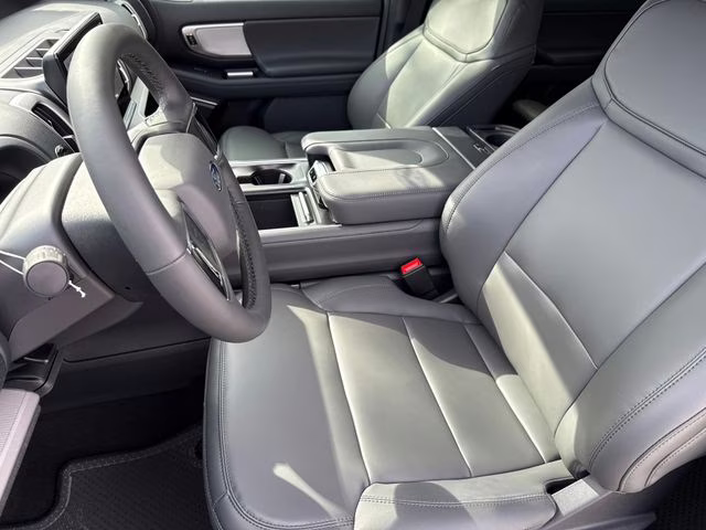 2026 Oxford White Ford Expedition Active RWD SUV