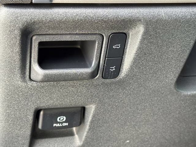 2026 Oxford White Ford Expedition Active RWD SUV