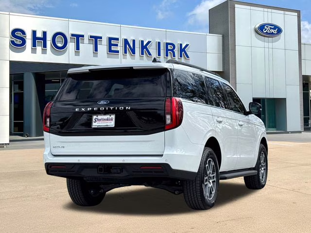 2026 Oxford White Ford Expedition Active RWD SUV