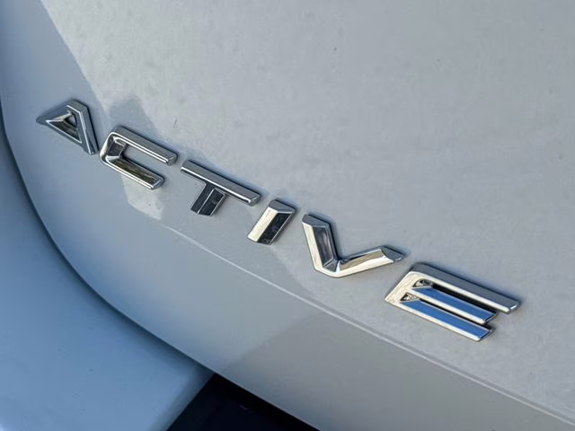 2026 White Ford Explorer Active RWD SUV