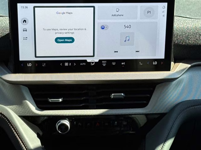 2026 White Ford Explorer Active RWD SUV