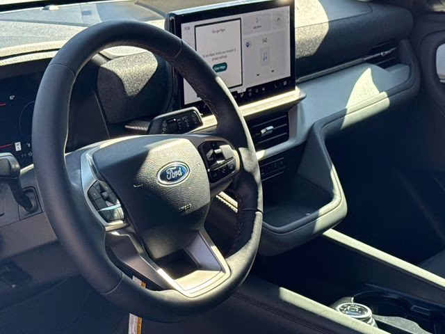 2026 White Ford Explorer Active RWD SUV