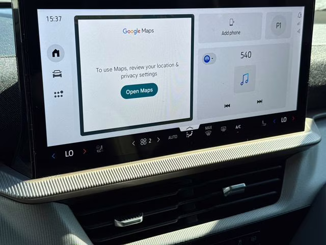 2026 White Ford Explorer Active RWD SUV