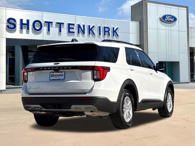 2026 White Ford Explorer Active RWD SUV