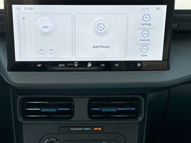 2026 White Ford Maverick Lobo Standard AWD Truck