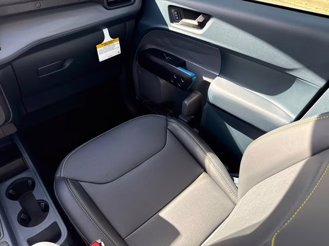 2026 White Ford Maverick Lobo Standard AWD Truck