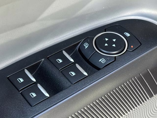 2026 White Ford Maverick Lobo Standard AWD Truck