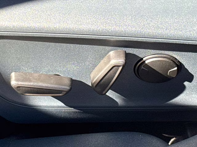 2026 White Ford Maverick Lobo Standard AWD Truck