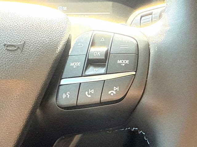 2026 White Ford Maverick Lobo Standard AWD Truck