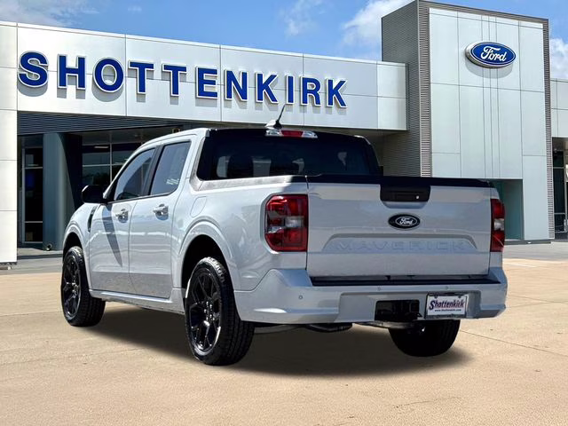 2026 White Ford Maverick Lobo Standard AWD Truck