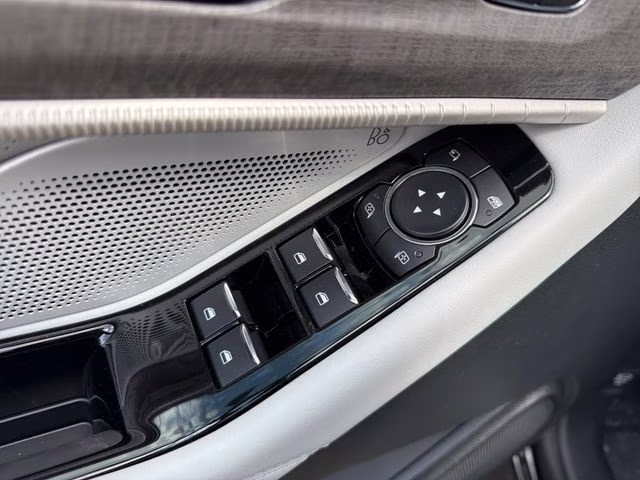 2026 Agate Black Metallic Ford Explorer Platinum 4X4 SUV