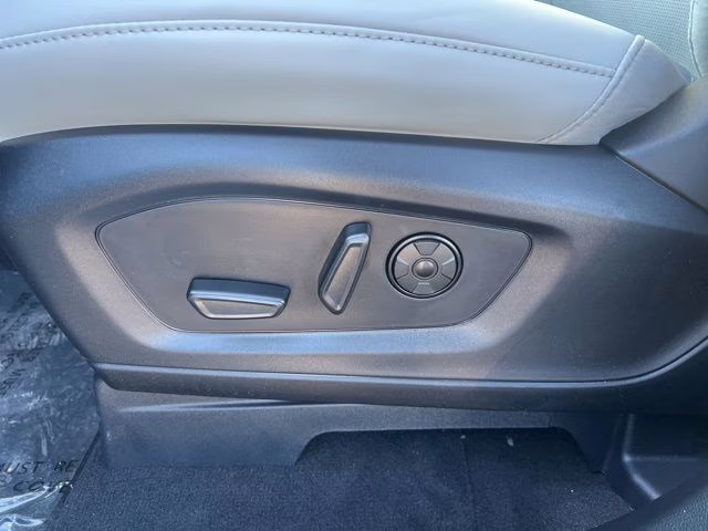 2026 Agate Black Metallic Ford Explorer Platinum 4X4 SUV