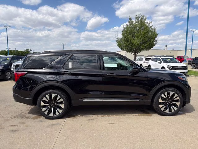 2026 Agate Black Metallic Ford Explorer Platinum 4X4 SUV