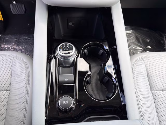2026 Agate Black Metallic Ford Explorer Platinum 4X4 SUV