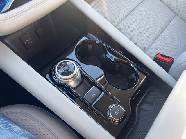 2026 Agate Black Metallic Ford Explorer Platinum 4X4 SUV