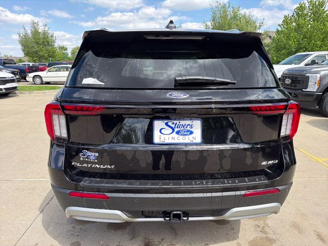 2026 Agate Black Metallic Ford Explorer Platinum 4X4 SUV