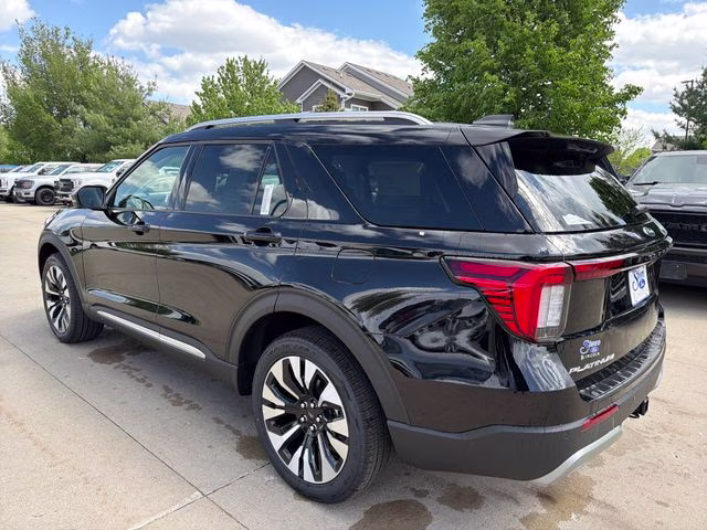 2026 Agate Black Metallic Ford Explorer Platinum 4X4 SUV