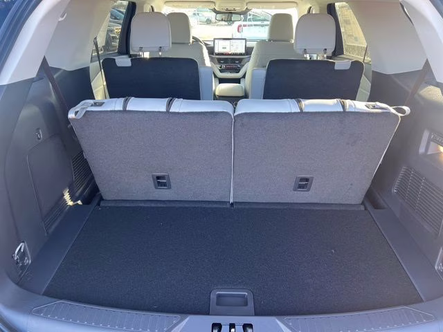 2026 Agate Black Metallic Ford Explorer Platinum 4X4 SUV