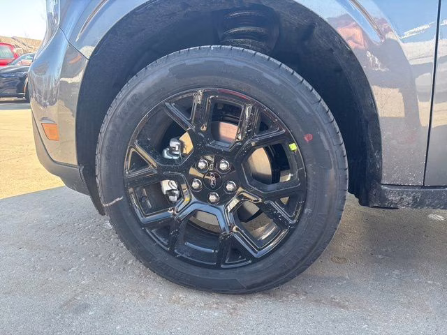 2026 Carbonized Gray Metallic Ford Maverick XLT AWD Truck