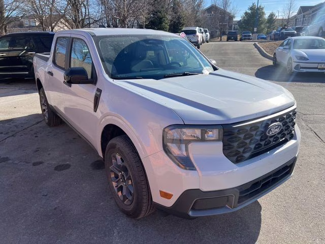 2026 Space White Metallic Ford Maverick XLT AWD Truck