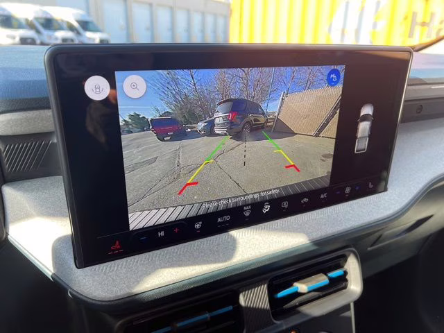 2026 Space White Metallic Ford Maverick XLT AWD Truck