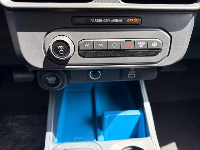 2026 Space White Metallic Ford Maverick XLT AWD Truck
