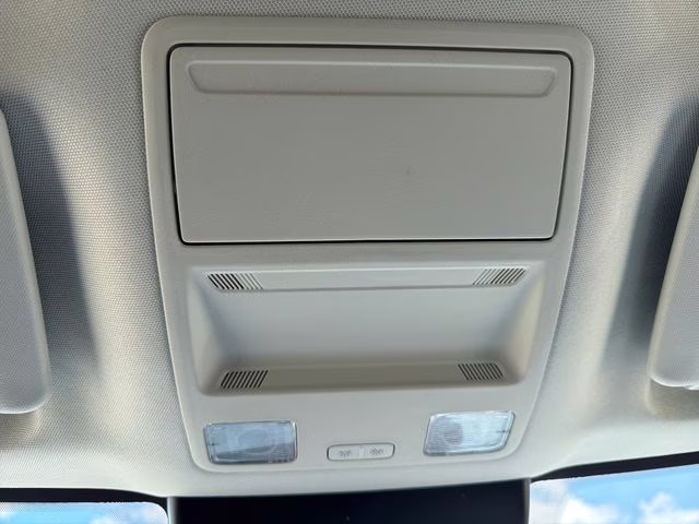 2026 Space White Metallic Ford Maverick XLT AWD Truck