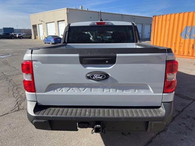 2026 Space White Metallic Ford Maverick XLT AWD Truck