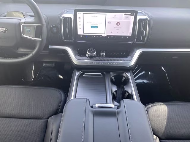 2026 Space Silver Metallic Ford Expedition Platinum 4X4 SUV