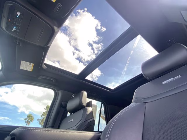 2026 Space Silver Metallic Ford Expedition Platinum 4X4 SUV