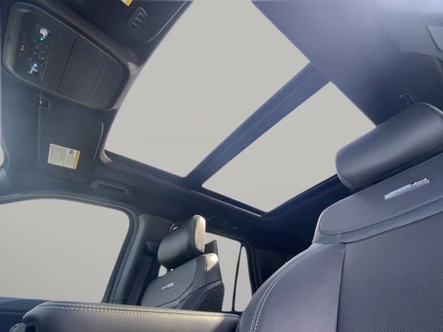 2026 Space Silver Metallic Ford Expedition Platinum 4X4 SUV