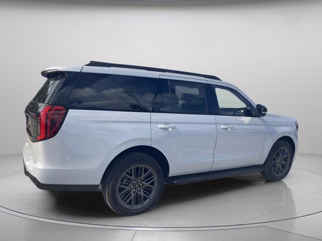 2026 Space Silver Metallic Ford Expedition Platinum 4X4 SUV